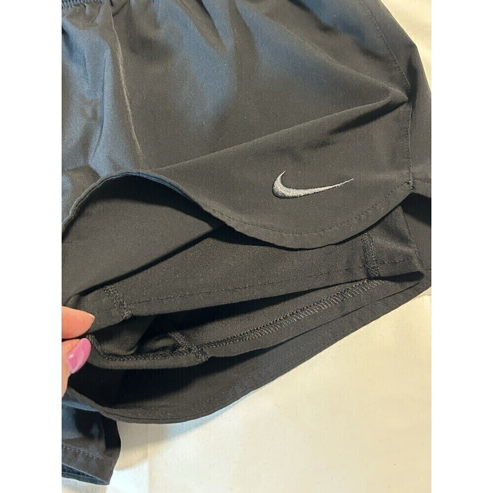 Nike Dri-fit Shorts Women’s M Black Active Running Gym Workout - Picture 5 of 8